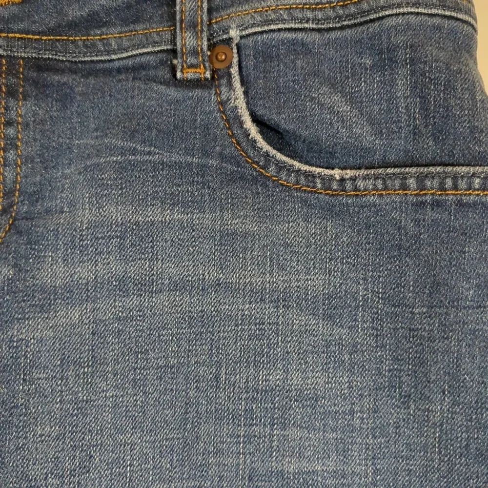 Zara women Denim skirt short , size 10